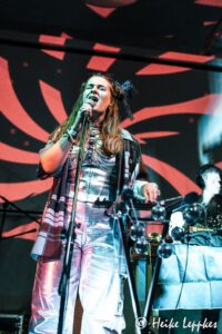 Vitamin Dream WERKBÜHNEN Donnerstag: Konzert mit Kultur am Fließband