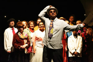 tutti insieme – Theaterwerkstatt mit Menschen von hier und woanders KussKuss - werwiewannwo